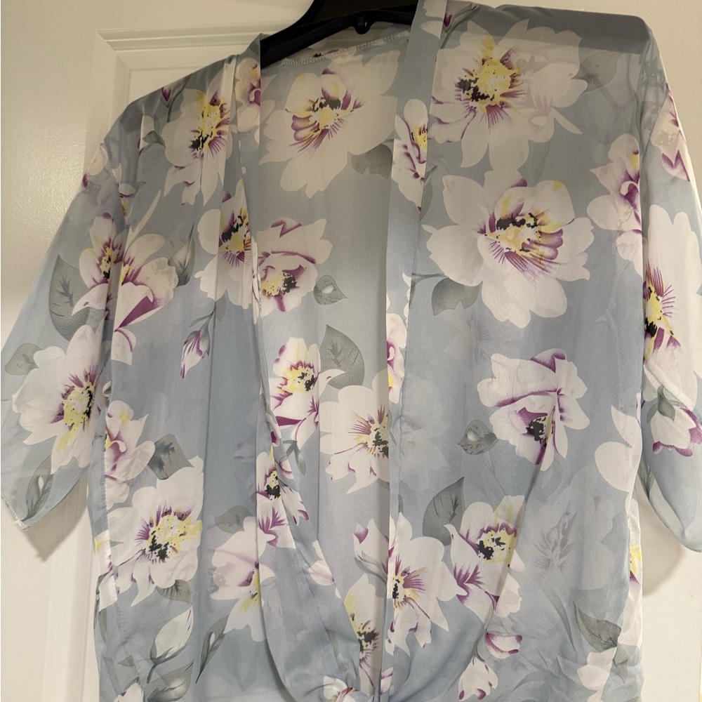 Floral Kimono Sleeve Top
